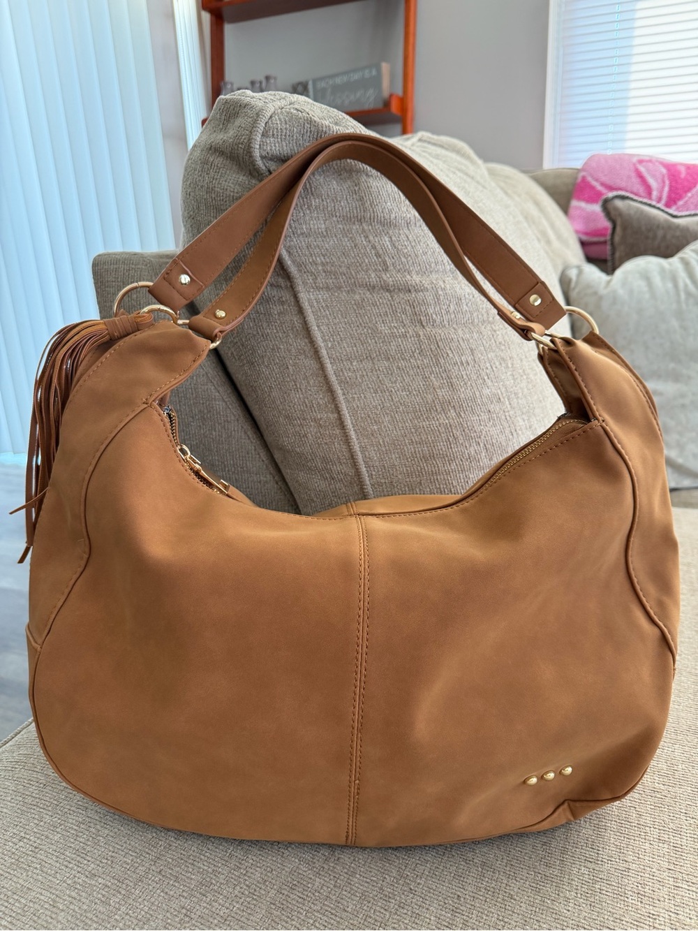 Women’s Tan Leather Hobo Bag - Classic Everyday Shoulder Purse